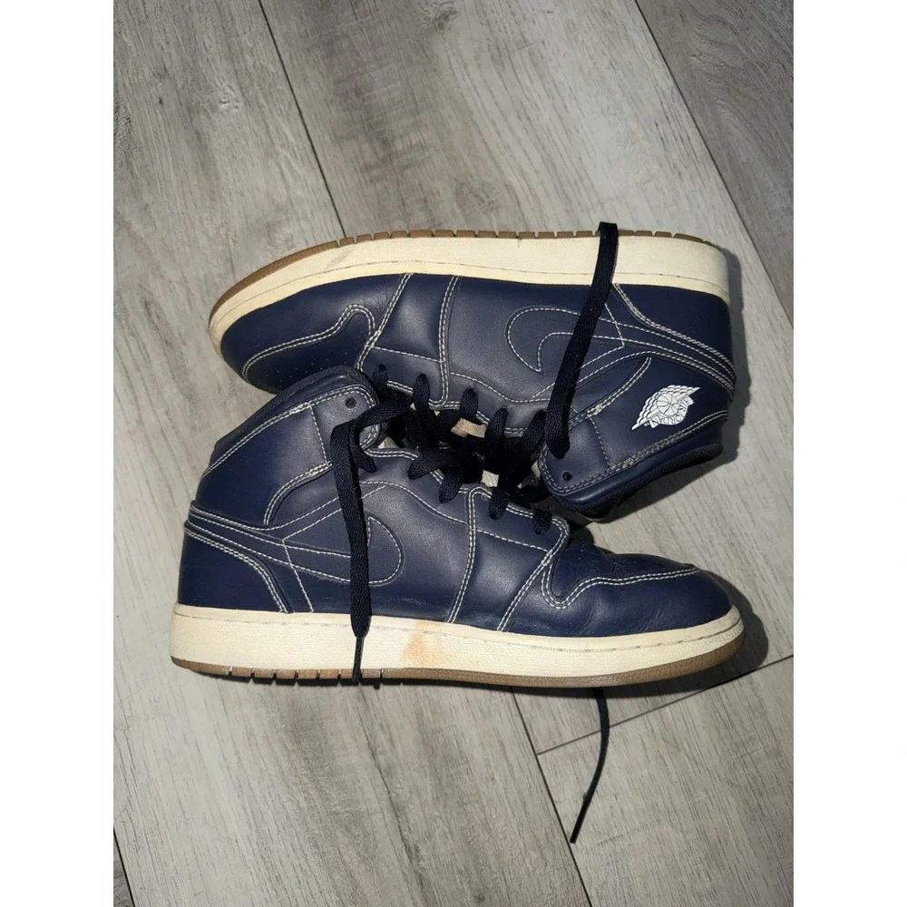 Air Jordan 1 Mid Retro GS Obsidian Blue‎ White Gum Shoes 554725-402 Size 7y